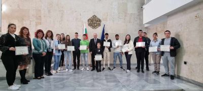 Цветелина Ковачева с награда за фотография 1